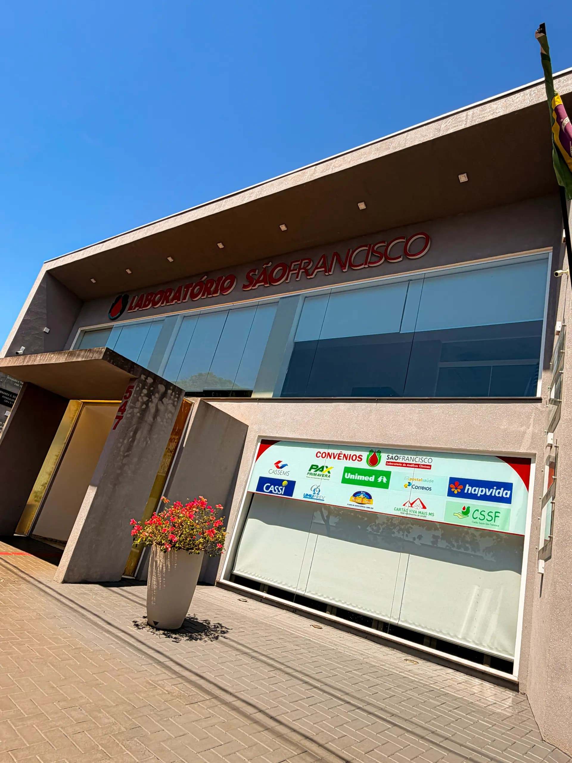Fachada do Laboratório São Francisco